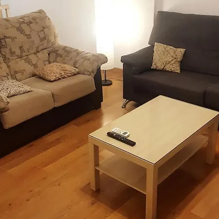 4f, Aire Acondic, 80m2, 2 Dormitorios, 4 Huespedes, Wifi Gratis La Linea de la Concepcion