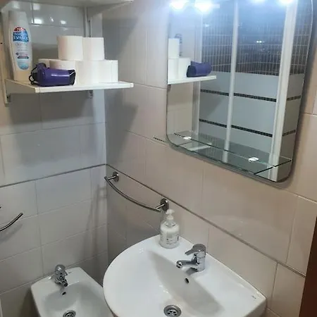 4f, Aire Acondic, 80m2, 2 Dormitorios, 4 Huespedes, Wifi Gratis Apartment La Linea de la Concepcion
