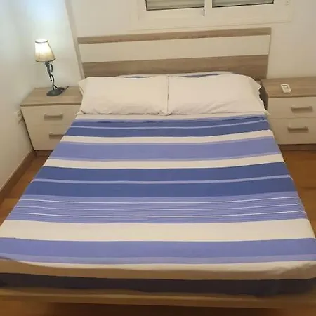 4f, Aire Acondic, 80m2, 2 Dormitorios, 4 Huespedes, Wifi Gratis * La Linea de la Concepcion