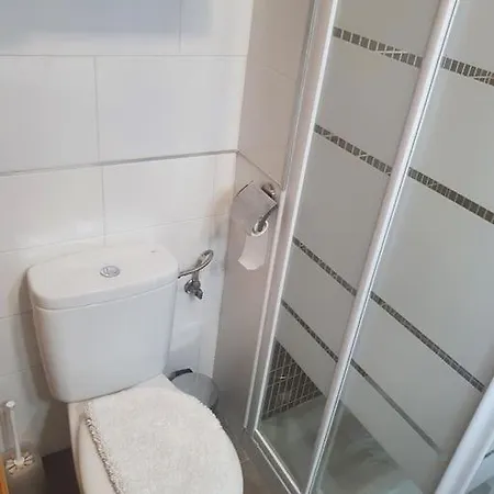 4f, Aire Acondic, 80m2, 2 Dormitorios, 4 Huespedes, Wifi Gratis